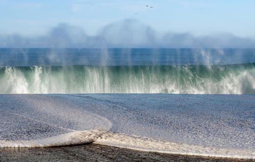 ROLLINGCURTAIN Gualala Beach Waves_Paul Brewer_2